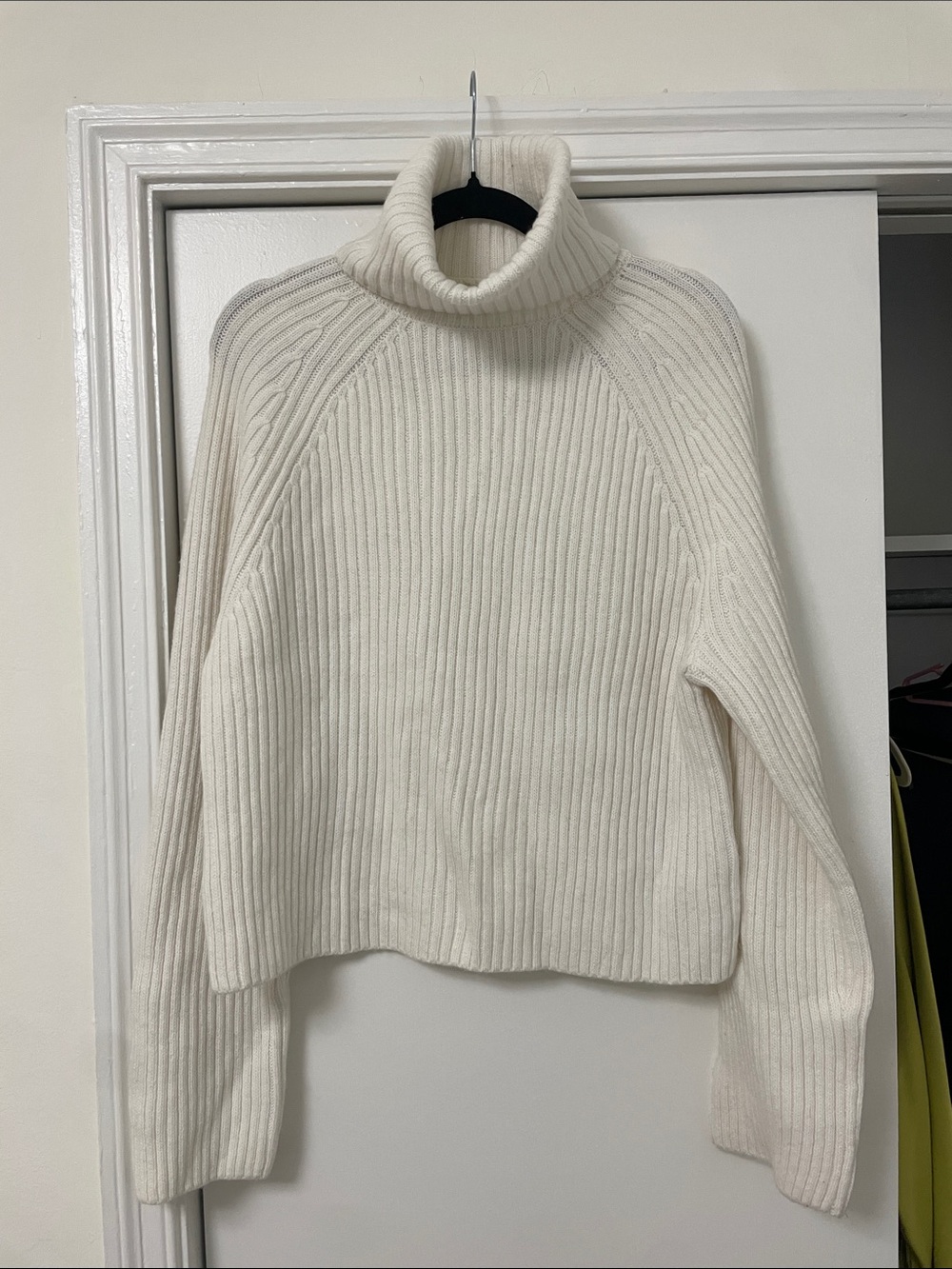 H&M Cream Ribbed Turtleneck Sweater
